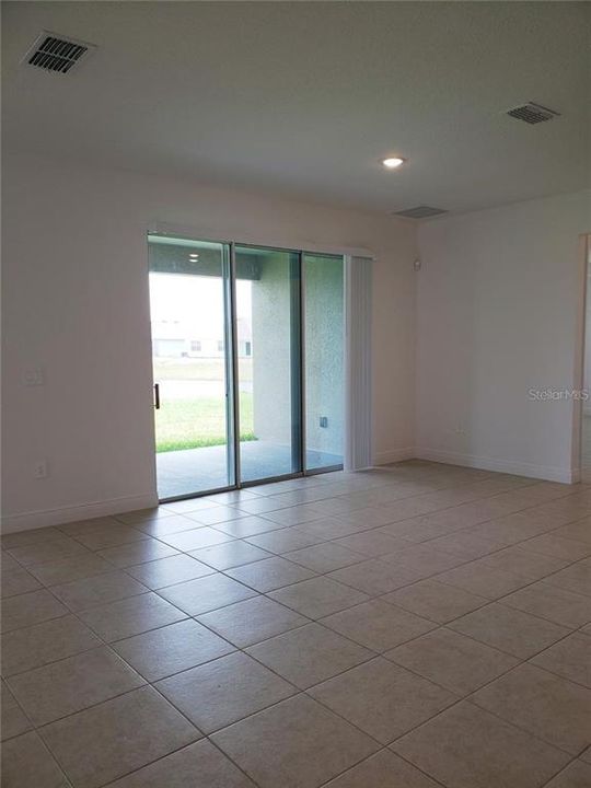 For Rent: $3,025 (4 beds, 3 baths, 2675 Square Feet)