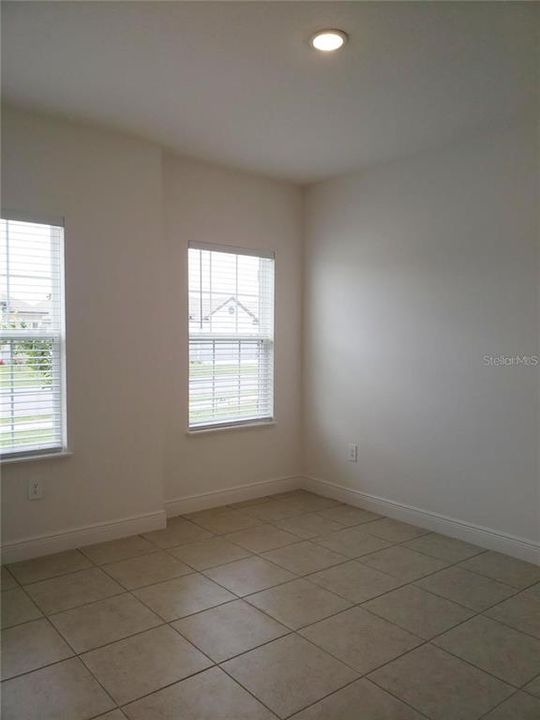 For Rent: $3,025 (4 beds, 3 baths, 2675 Square Feet)