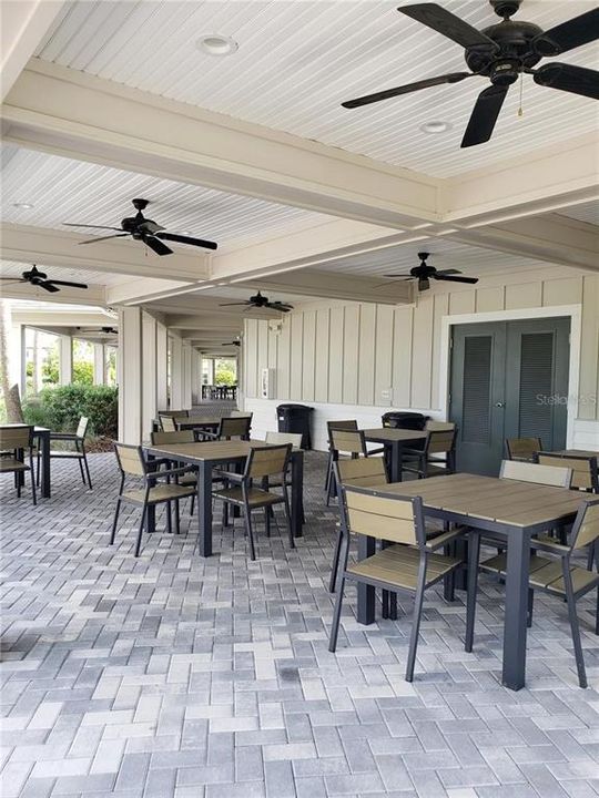 For Rent: $3,025 (4 beds, 3 baths, 2675 Square Feet)