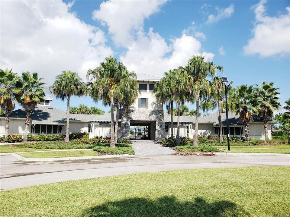 For Rent: $3,025 (4 beds, 3 baths, 2675 Square Feet)