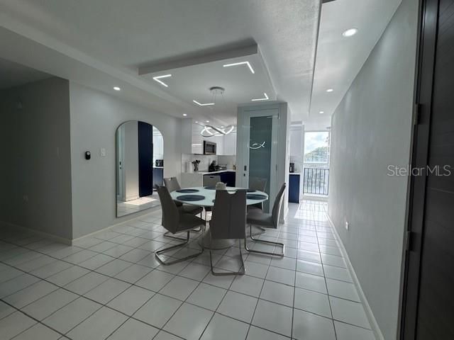 For Sale: $325,000 (3 beds, 2 baths, 1300 Square Feet)