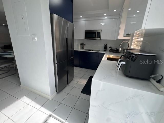 For Sale: $325,000 (3 beds, 2 baths, 1300 Square Feet)