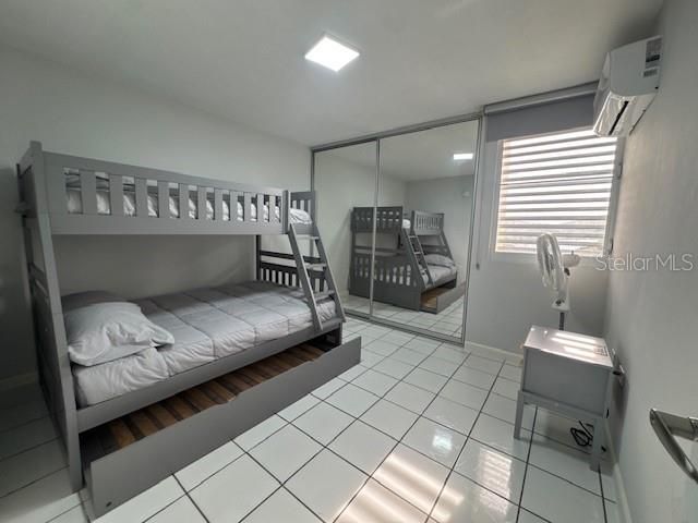 For Sale: $325,000 (3 beds, 2 baths, 1300 Square Feet)