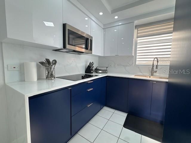 For Sale: $325,000 (3 beds, 2 baths, 1300 Square Feet)