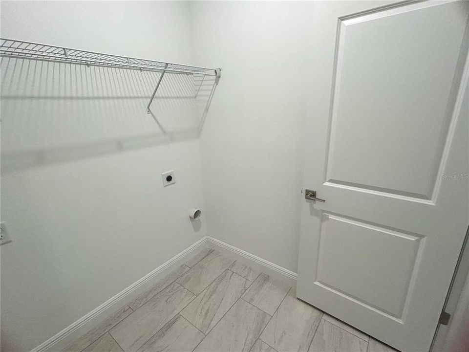 For Sale: $269,900 (4 beds, 2 baths, 1580 Square Feet)