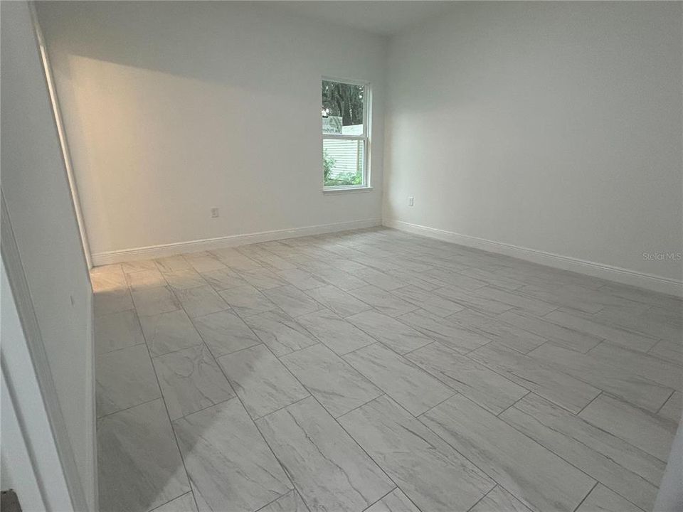 For Sale: $269,900 (4 beds, 2 baths, 1580 Square Feet)