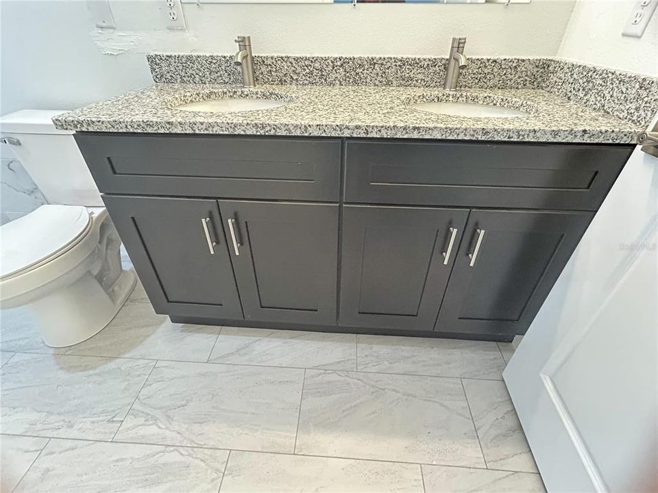 For Sale: $269,900 (4 beds, 2 baths, 1580 Square Feet)