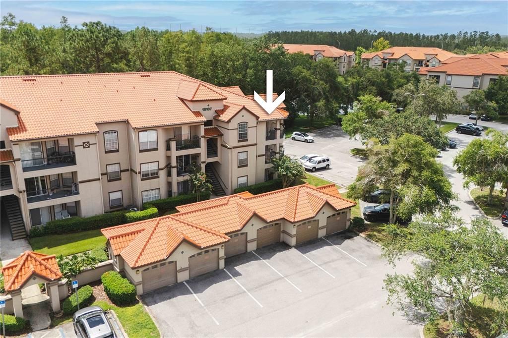 合同活跃: $230,000 (2 贝兹, 2 浴室, 1104 平方英尺)