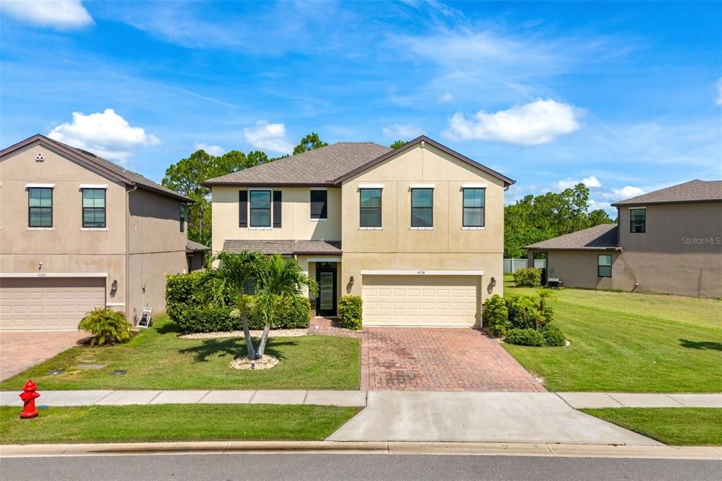 Recently Sold: $535,000 (5 beds, 3 baths, 3275 Square Feet)