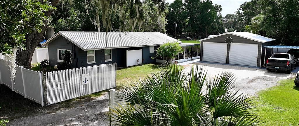 For Sale: $299,000 (3 beds, 2 baths, 1168 Square Feet)