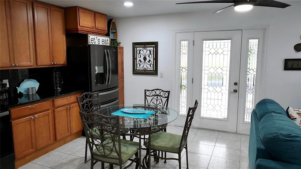 For Sale: $299,000 (3 beds, 2 baths, 1168 Square Feet)