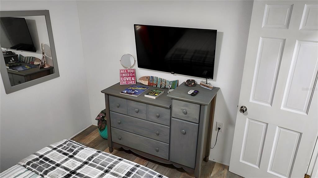 For Sale: $299,000 (3 beds, 2 baths, 1168 Square Feet)