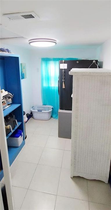 For Sale: $299,000 (3 beds, 2 baths, 1168 Square Feet)