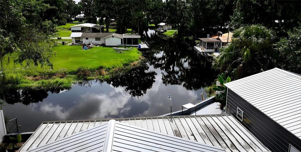 For Sale: $299,000 (3 beds, 2 baths, 1168 Square Feet)