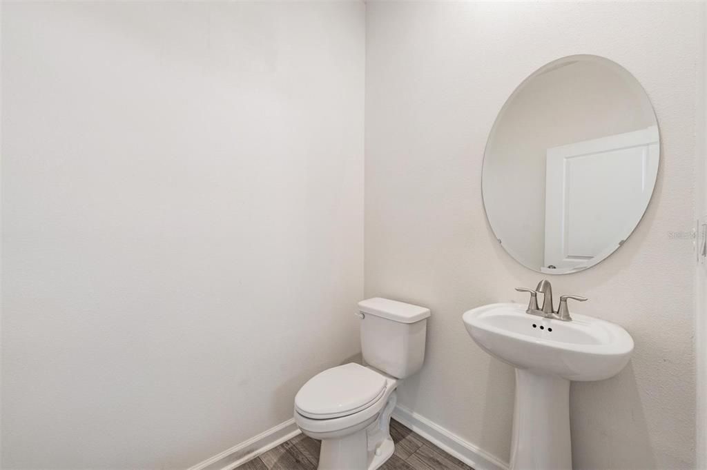 Activo con contrato: $424,999 (3 camas, 2 baños, 2243 Pies cuadrados)