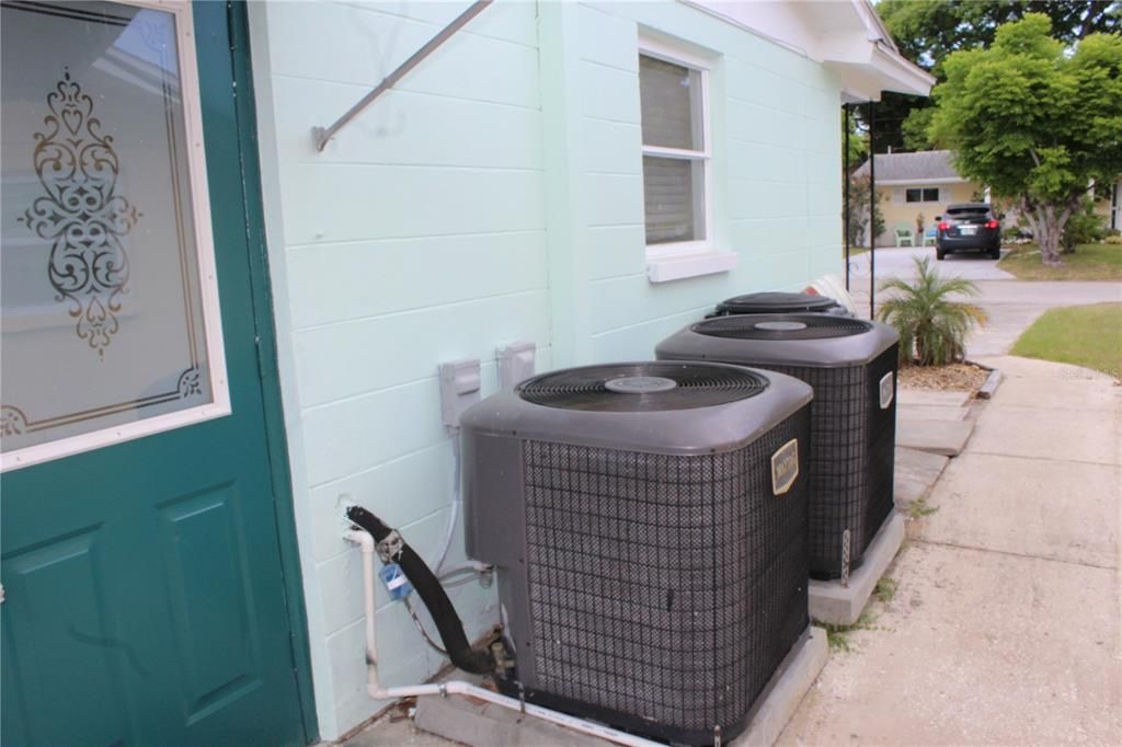 En Venta: $305,000 (2 camas, 0 baños, 1294 Pies cuadrados)