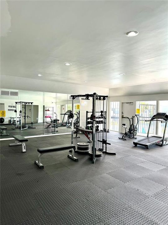 В аренду: $1,595 (1 спален, 1 ванн, 713 Квадратных фут)