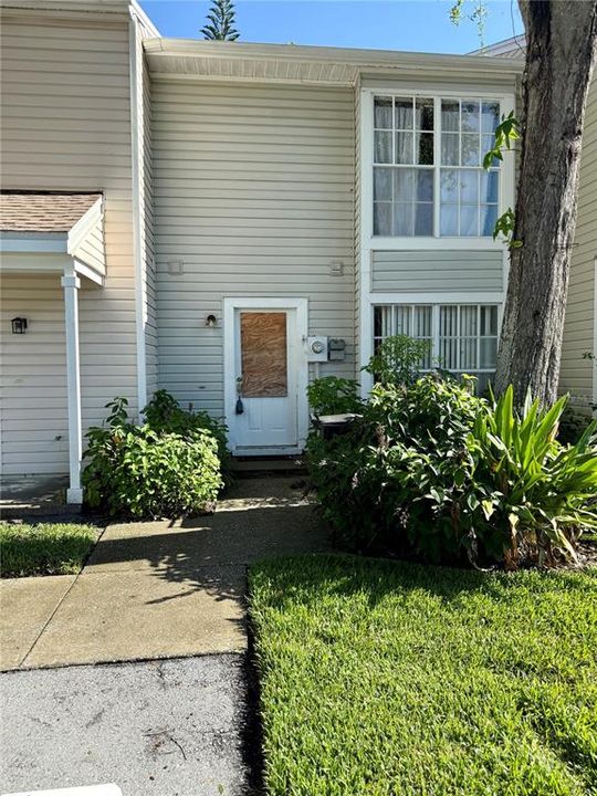 Vendido Recientemente: $80,000 (2 camas, 2 baños, 1216 Pies cuadrados)