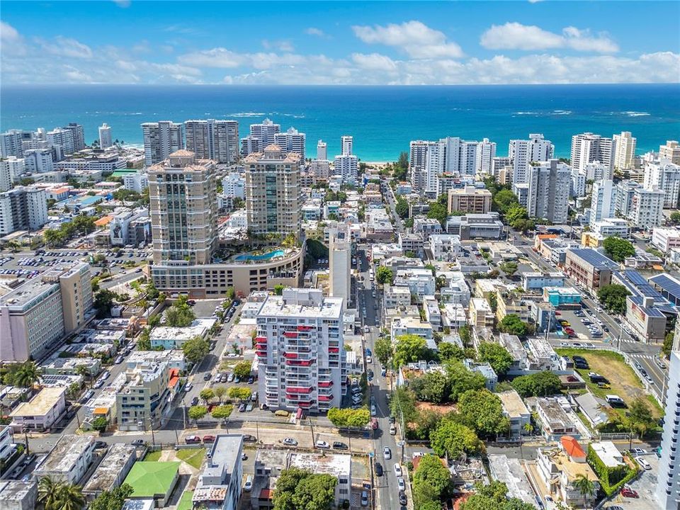 На продажу: $269,000 (2 спален, 1 ванн, 350 Квадратных фут)