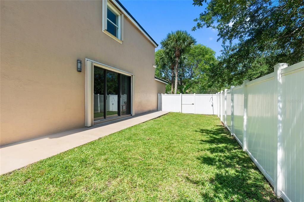 Activo con contrato: $899,000 (5 camas, 2 baños, 3469 Pies cuadrados)