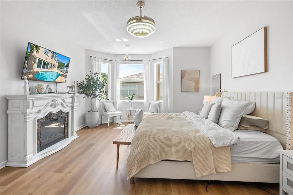 Activo con contrato: $899,000 (5 camas, 2 baños, 3469 Pies cuadrados)