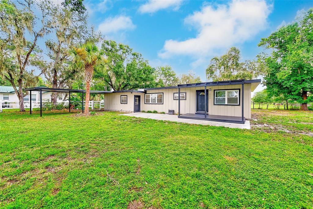 For Sale: $379,900 (2 beds, 2 baths, 1348 Square Feet)