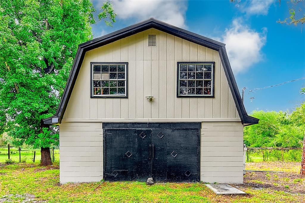 For Sale: $379,900 (2 beds, 2 baths, 1348 Square Feet)