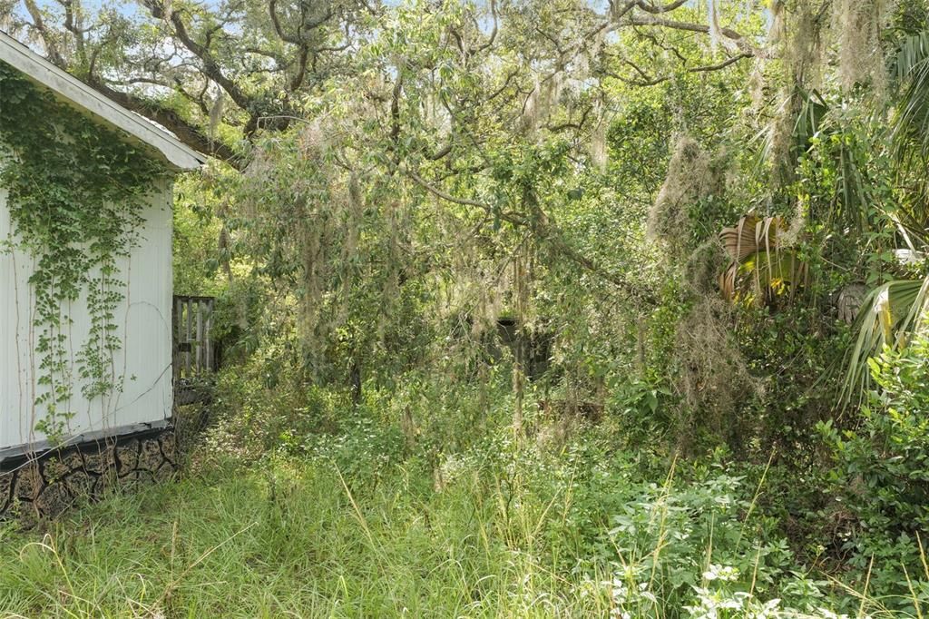 Под контрактом: $150,000 (3 спален, 2 ванн, 1196 Квадратных фут)