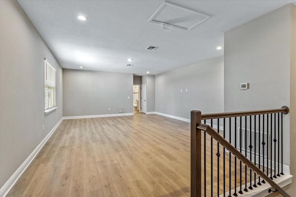 Под контрактом: $784,819 (6 спален, 4 ванн, 3412 Квадратных фут)