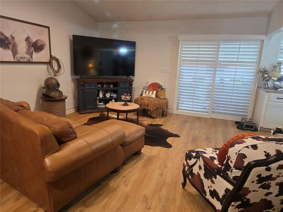 En Venta: $474,900 (3 camas, 2 baños, 1332 Pies cuadrados)