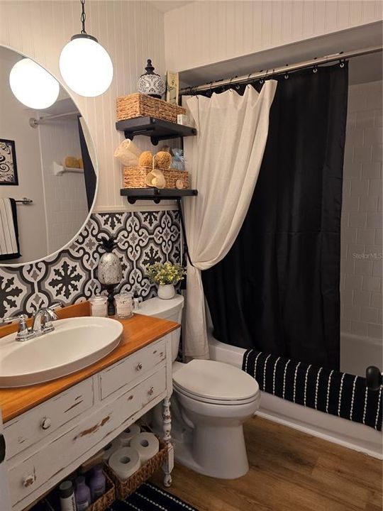 En Venta: $474,900 (3 camas, 2 baños, 1332 Pies cuadrados)