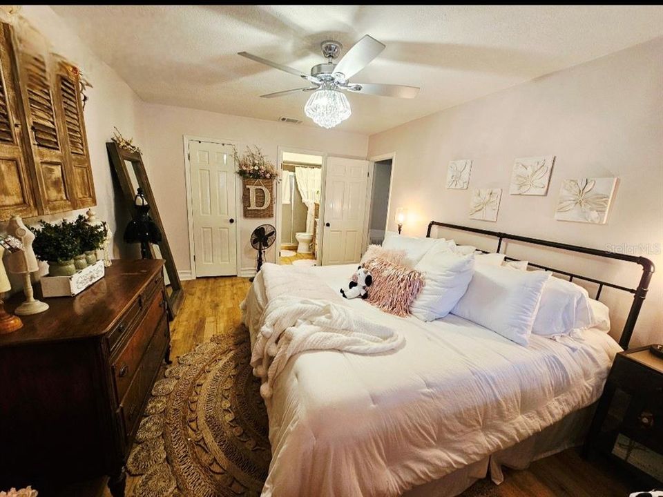 En Venta: $474,900 (3 camas, 2 baños, 1332 Pies cuadrados)