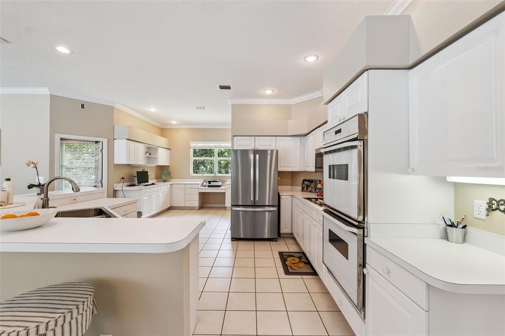 For Sale: $765,000 (4 beds, 3 baths, 2871 Square Feet)