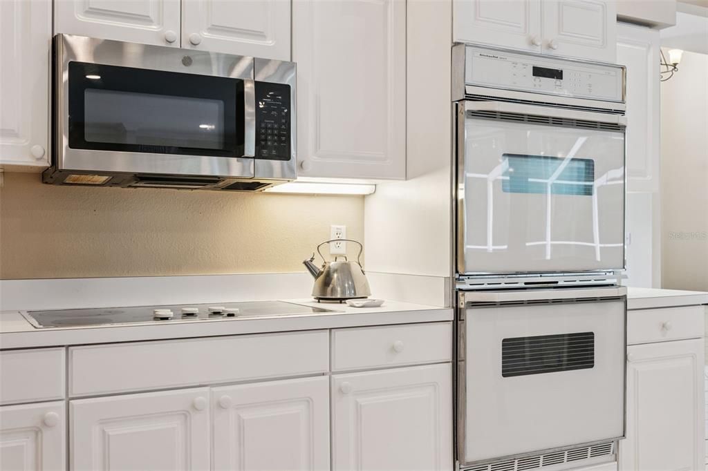 For Sale: $765,000 (4 beds, 3 baths, 2871 Square Feet)