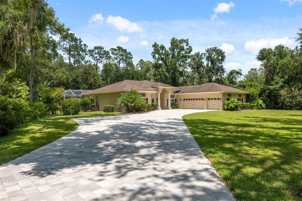 For Sale: $765,000 (4 beds, 3 baths, 2871 Square Feet)