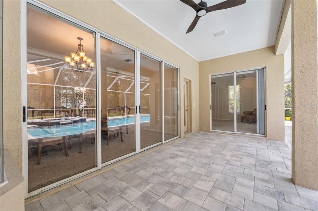 For Sale: $765,000 (4 beds, 3 baths, 2871 Square Feet)