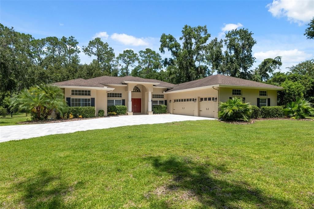 For Sale: $765,000 (4 beds, 3 baths, 2871 Square Feet)