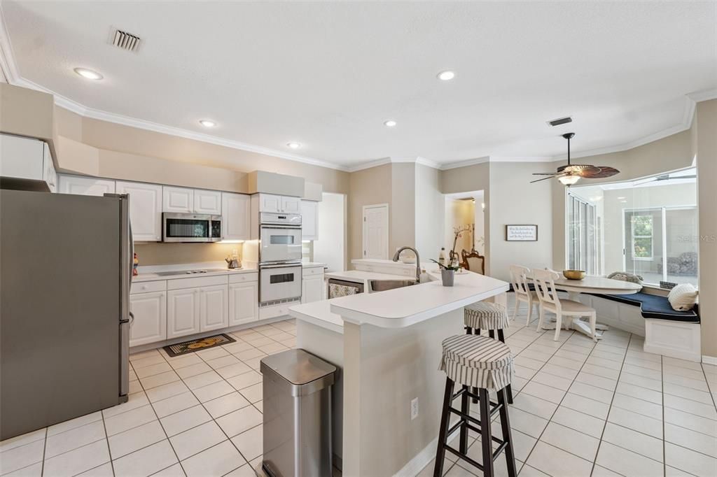 For Sale: $765,000 (4 beds, 3 baths, 2871 Square Feet)