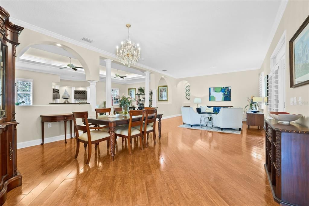 На продажу: $985,000 (4 спален, 3 ванн, 3418 Квадратных фут)