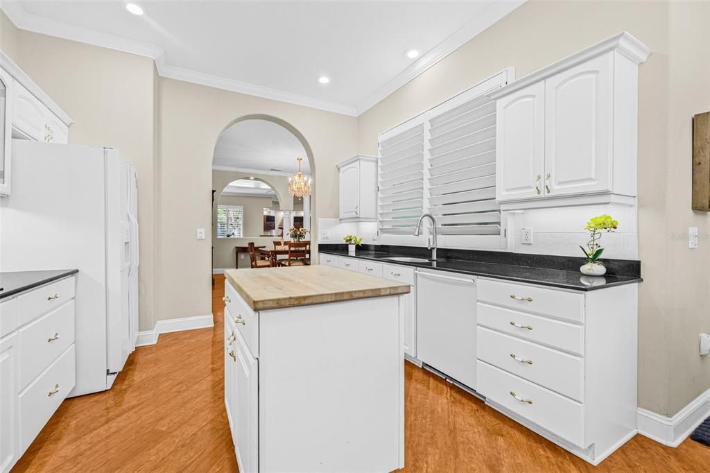 На продажу: $985,000 (4 спален, 3 ванн, 3418 Квадратных фут)