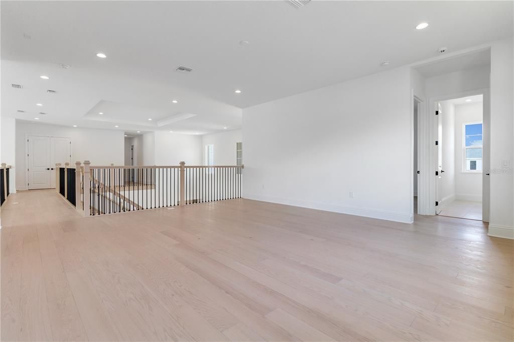 На продажу: $3,150,000 (5 спален, 6 ванн, 6632 Квадратных фут)