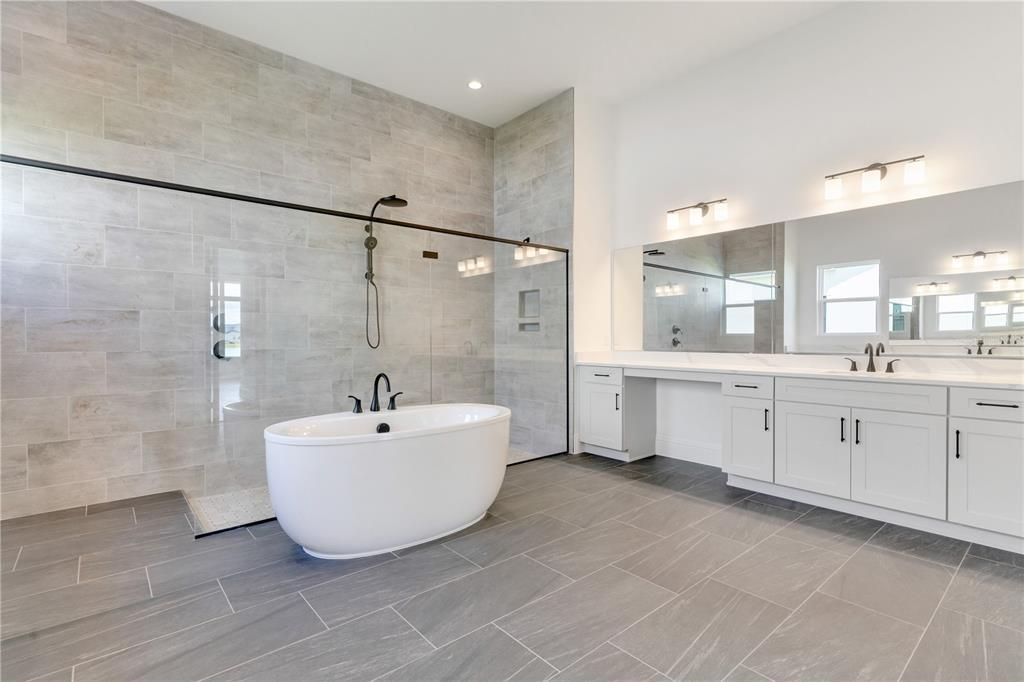 На продажу: $3,150,000 (5 спален, 6 ванн, 6632 Квадратных фут)