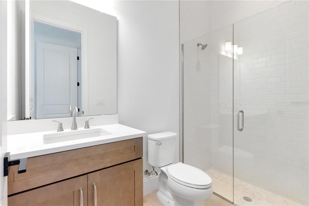 На продажу: $3,150,000 (5 спален, 6 ванн, 6632 Квадратных фут)