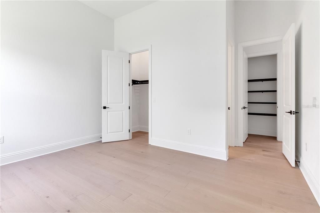 На продажу: $3,150,000 (5 спален, 6 ванн, 6632 Квадратных фут)