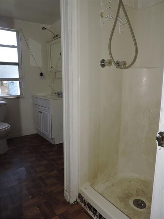 待售: $164,900 (2 贝兹, 1 浴室, 1166 平方英尺)