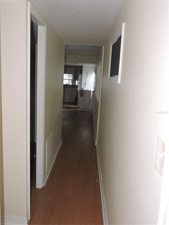 待售: $164,900 (2 贝兹, 1 浴室, 1166 平方英尺)