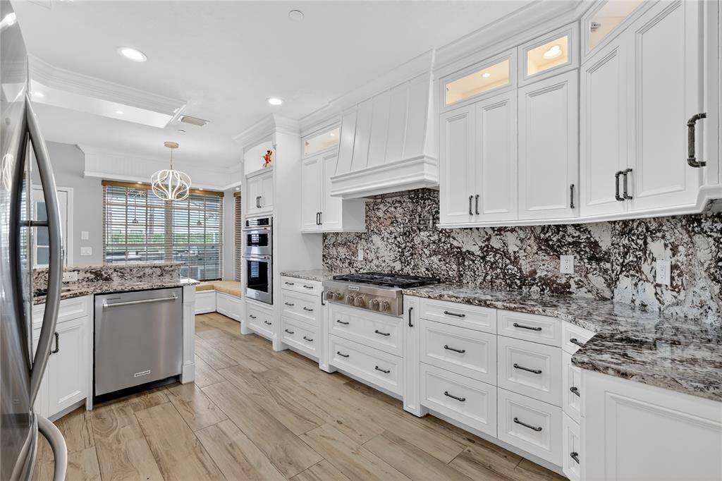 На продажу: $874,900 (4 спален, 3 ванн, 2625 Квадратных фут)