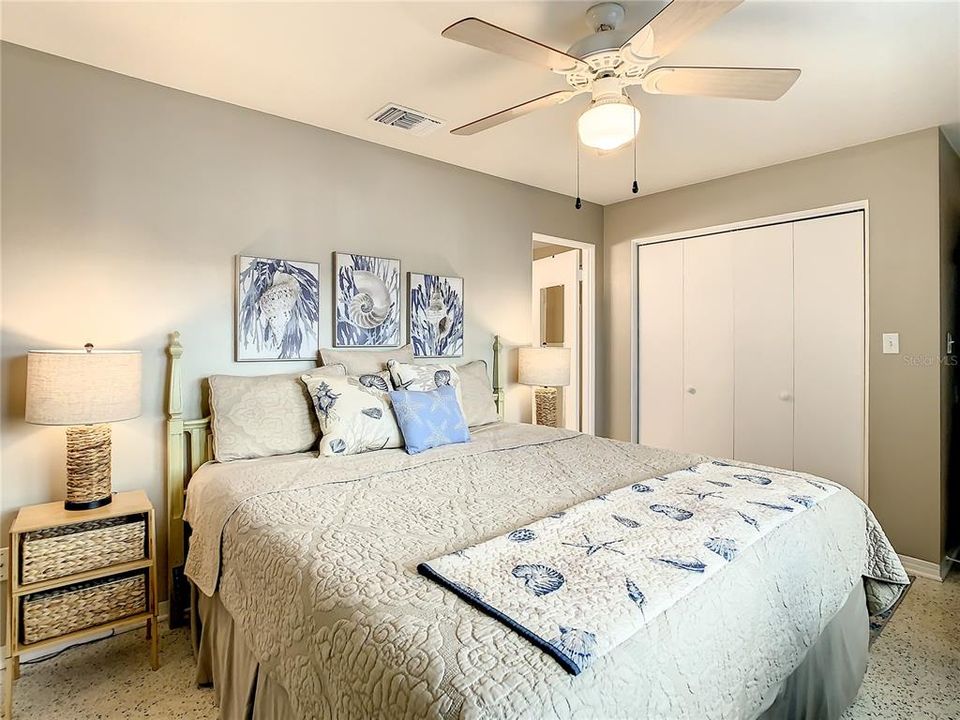 For Rent: $2,900 (2 beds, 2 baths, 1184 Square Feet)