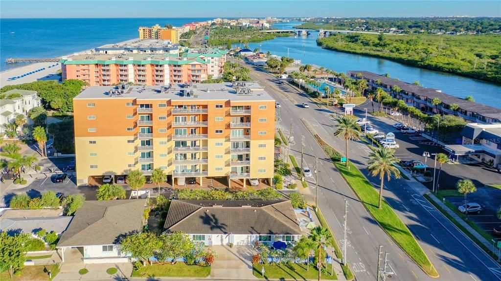 For Rent: $2,900 (2 beds, 2 baths, 1184 Square Feet)