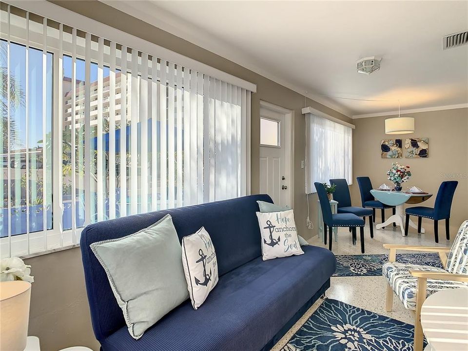 For Rent: $2,900 (2 beds, 2 baths, 1184 Square Feet)